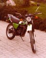 Et une Yamaha DT 125 MX...