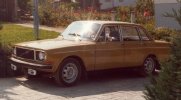 Une Volvo 144...